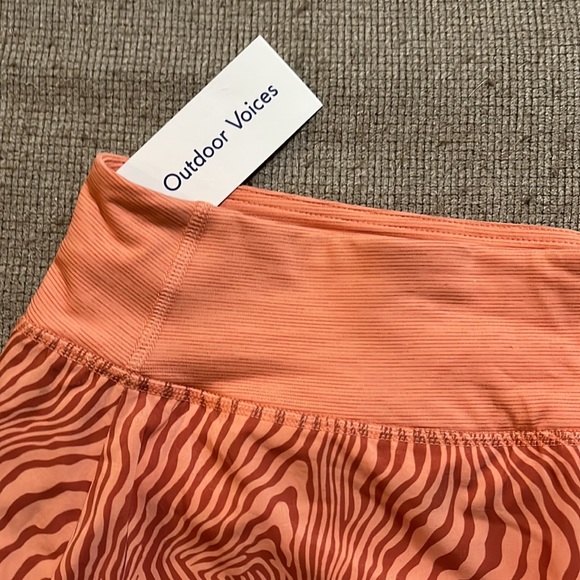 NWT Outdoor Voices Hudson 4” Skort - Picture 3 of 9